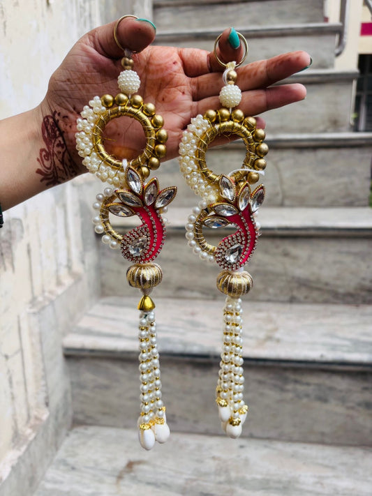 Red Patch Side Hanging (12” H Approx)