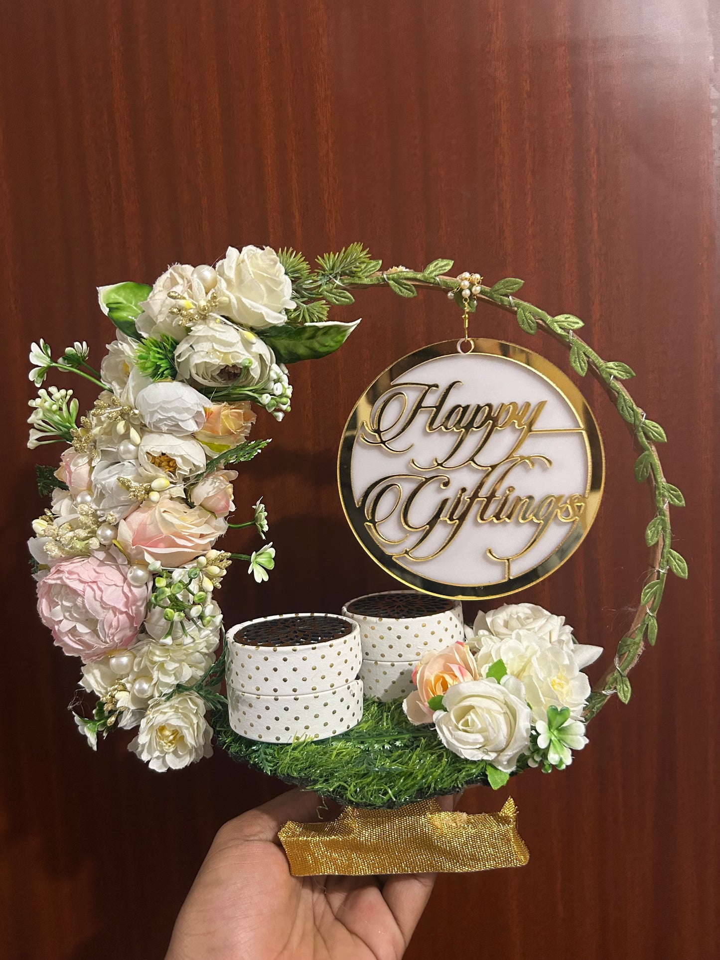 Ring Platter with white and multicolour flowers