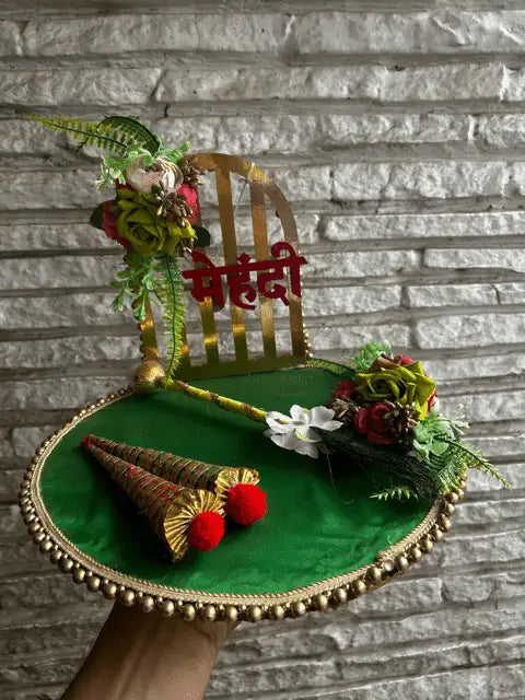 Mehendi Platter - Green and Red with Stick