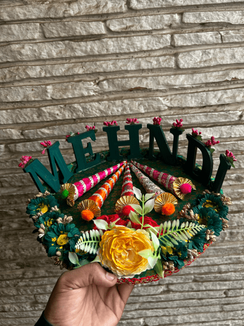 Mehendi Platter - Yellow and Green