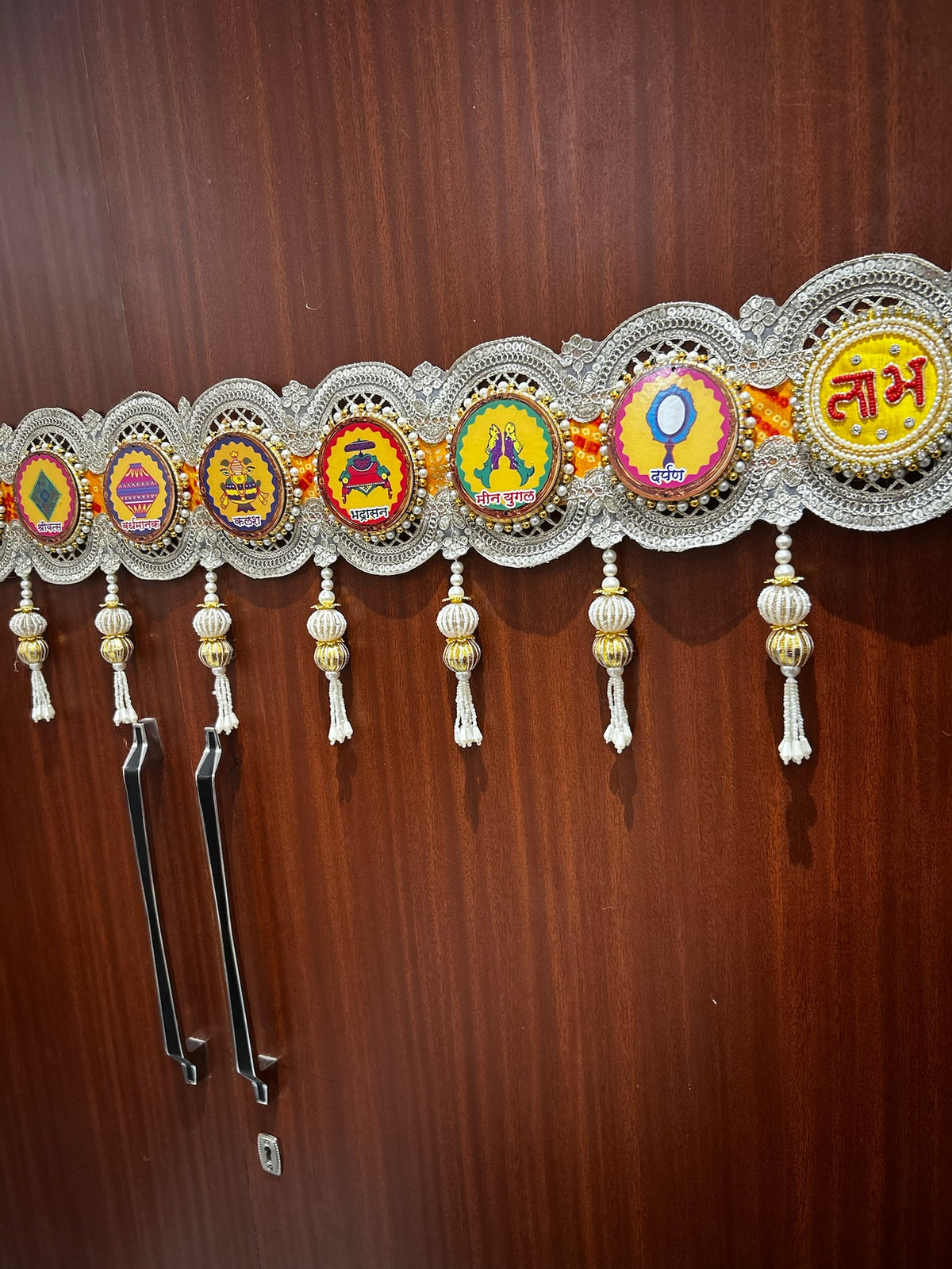 1 Toran Bandhanwar for Main Door (40 Inch Approx)